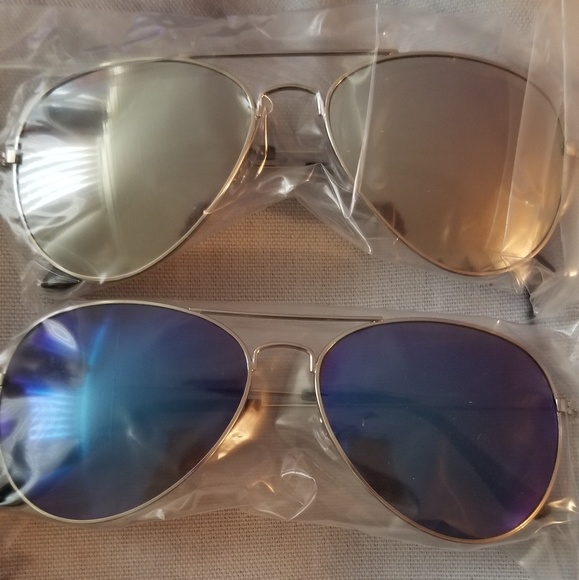 Sunglasses - Picture 3 of 3